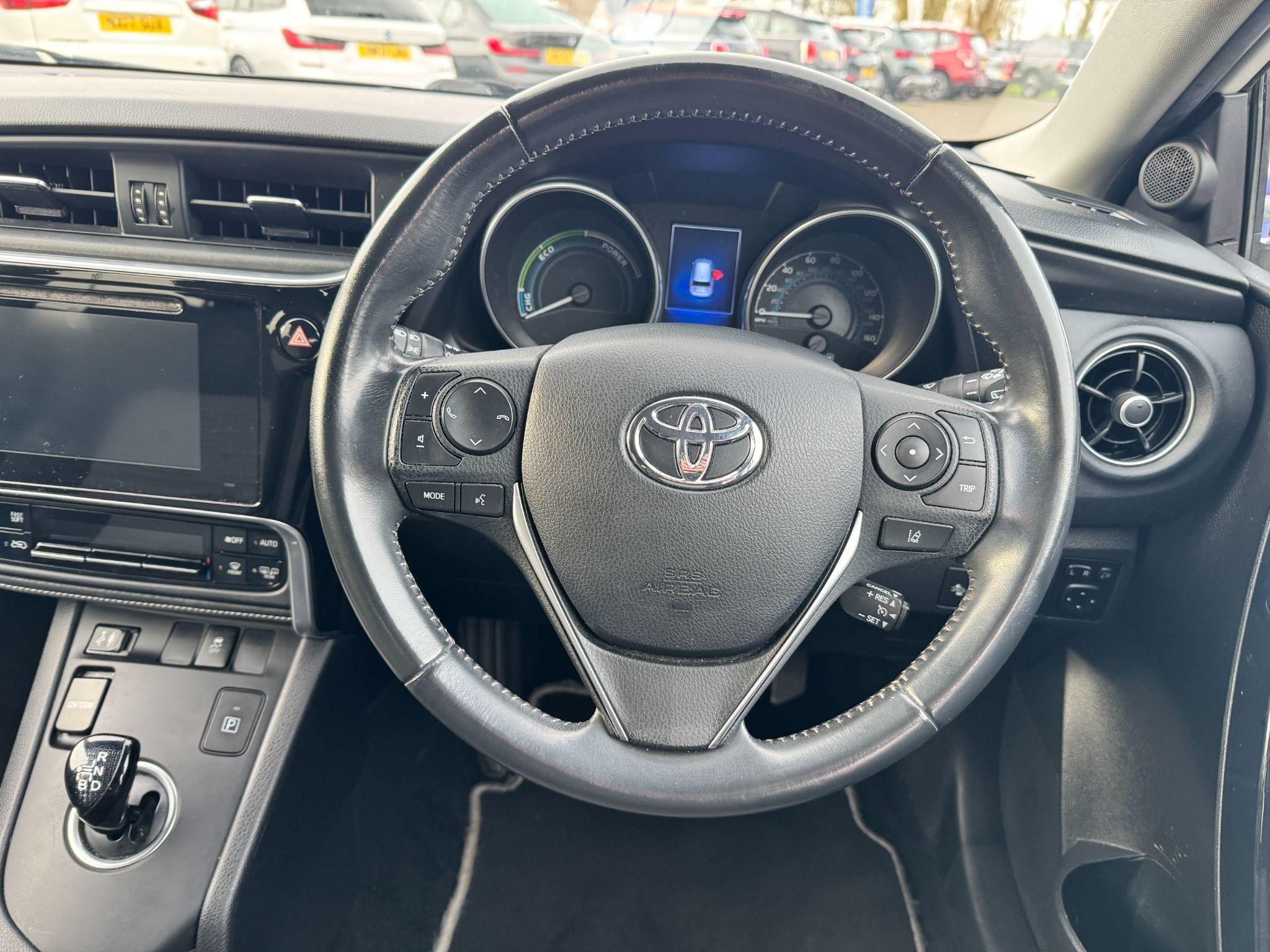 Toyota Auris Image 19