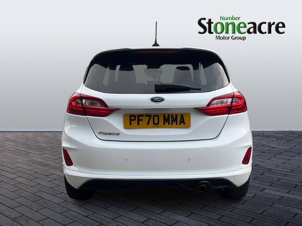 Ford Fiesta Image 4