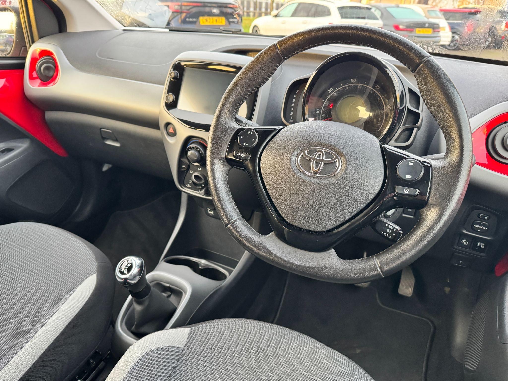 Toyota Aygo Image 18