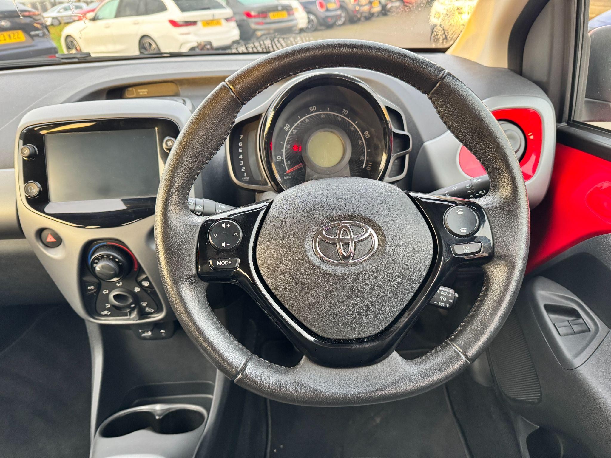 Toyota Aygo Image 19