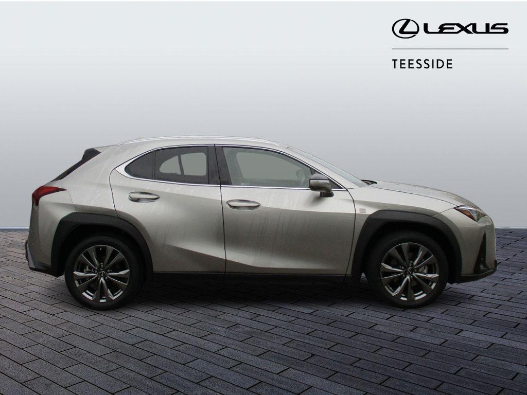 Lexus UX Image 4