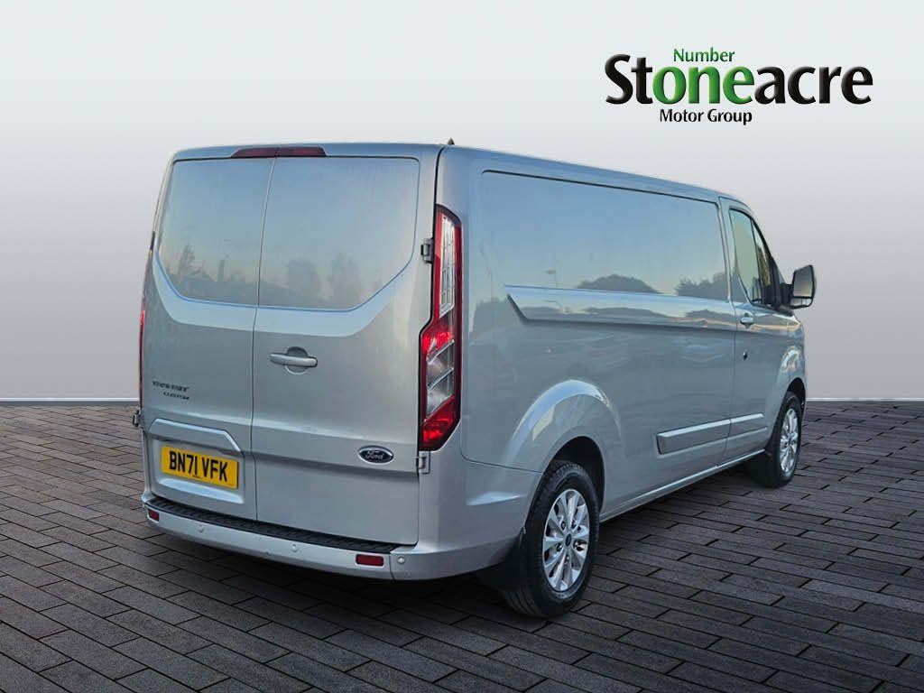 Ford Transit Custom Image 3