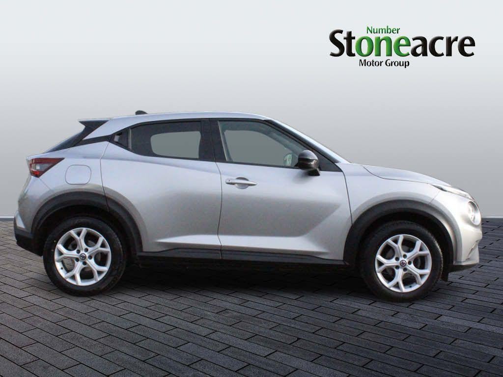 Nissan Juke Image 2