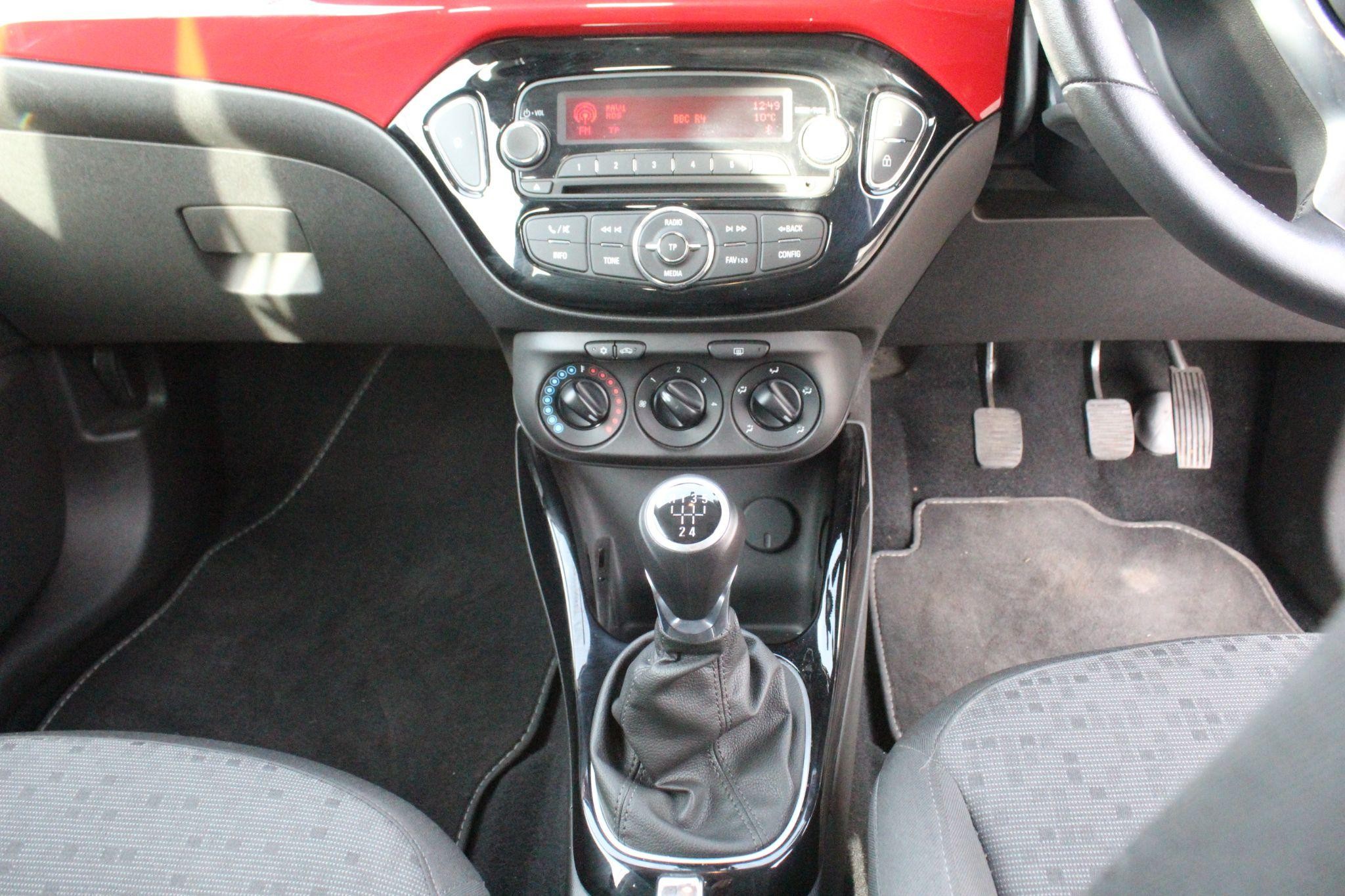 Vauxhall Adam Image 19