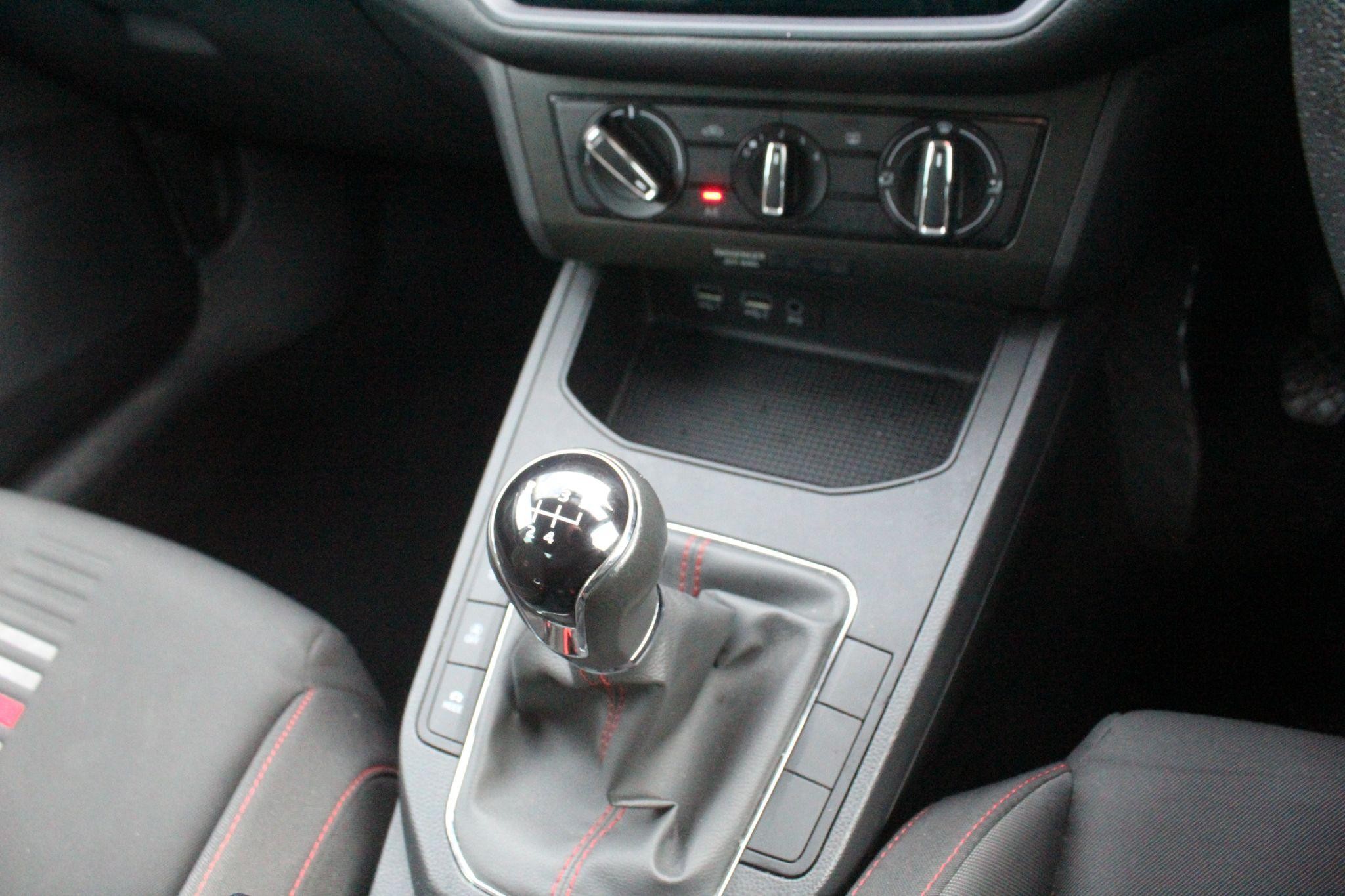 SEAT Ibiza Image 18