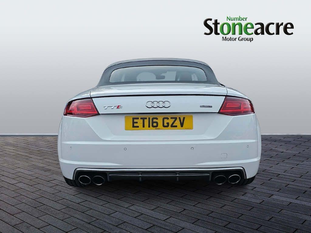 Audi TT Image 4