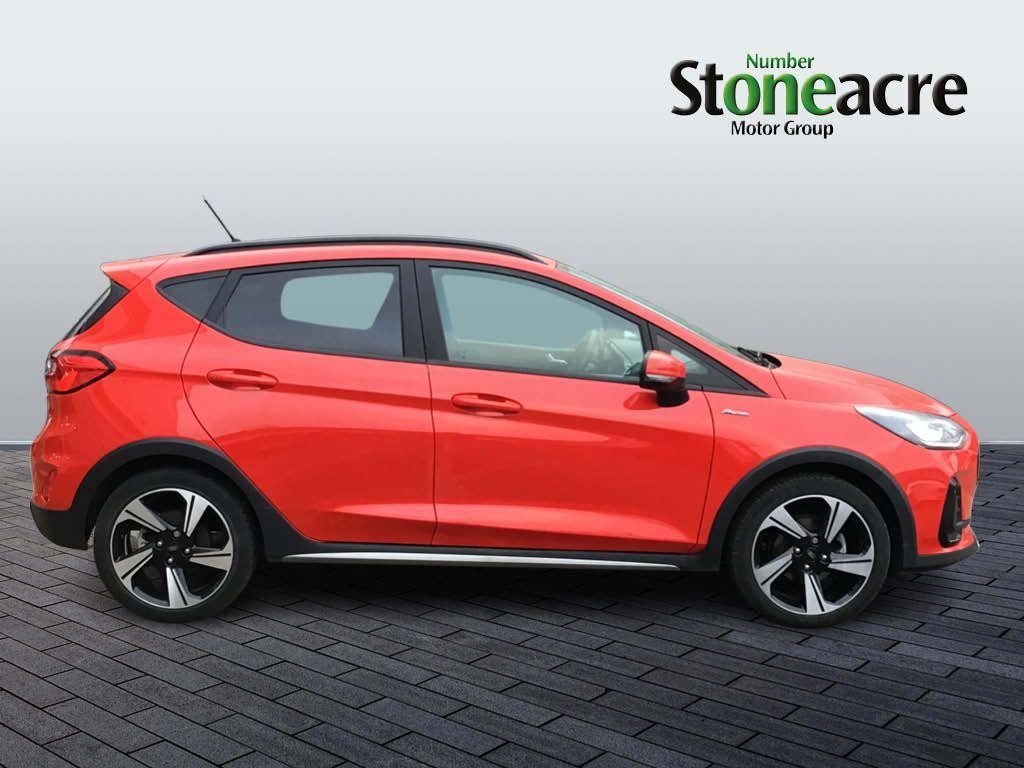 Ford Fiesta Image 2