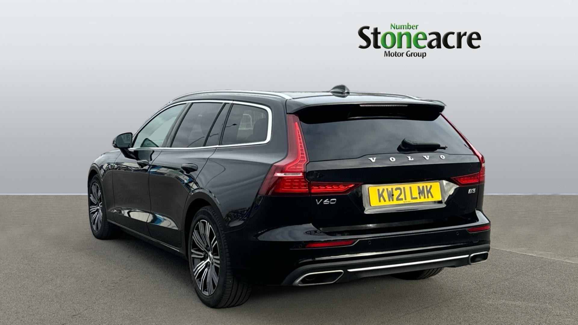 Volvo V60 Image 2