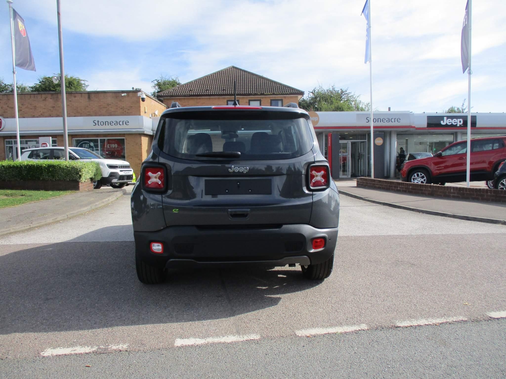 Jeep Renegade Image 4