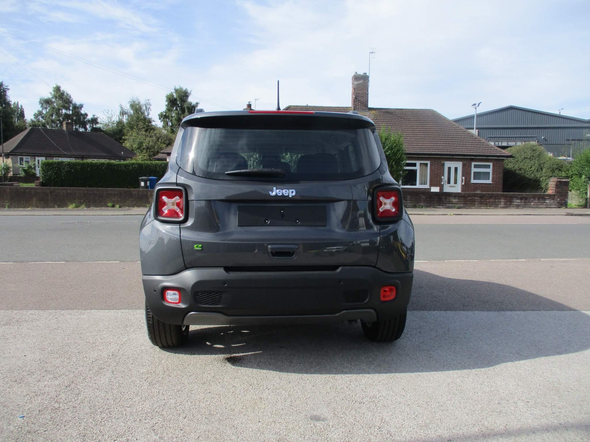 Jeep Renegade Image 22