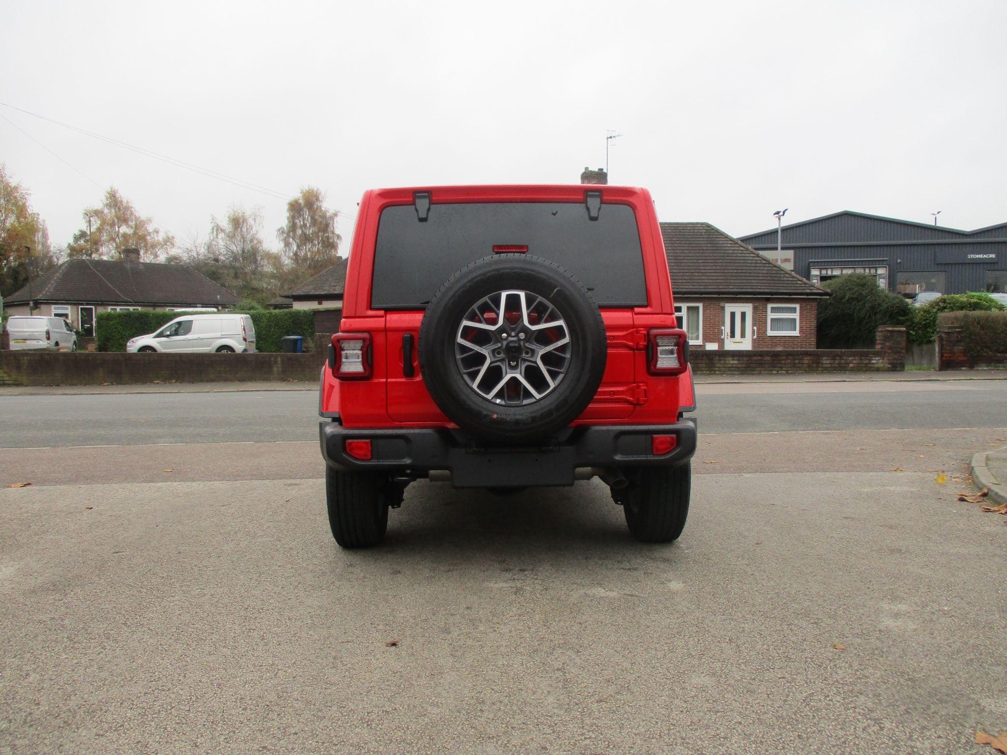 Jeep Wrangler Image 4