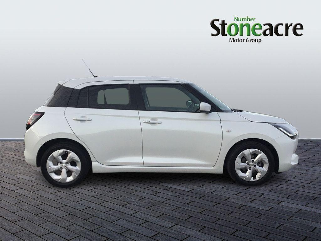 Suzuki Swift Image 7