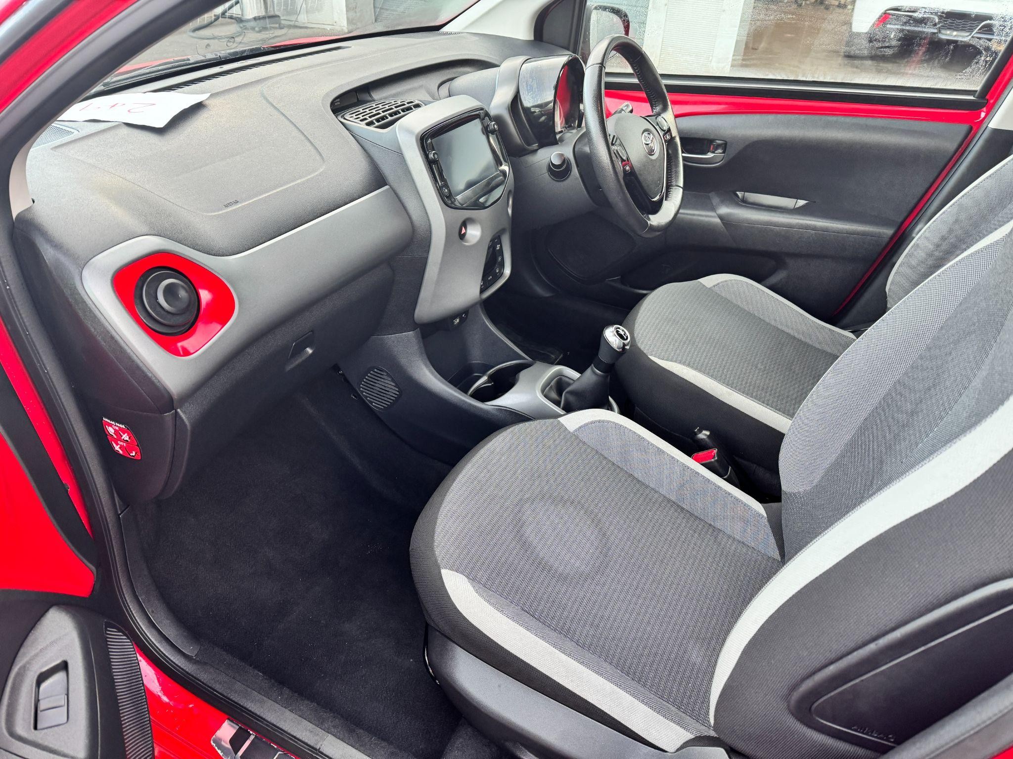 Toyota Aygo Image 16