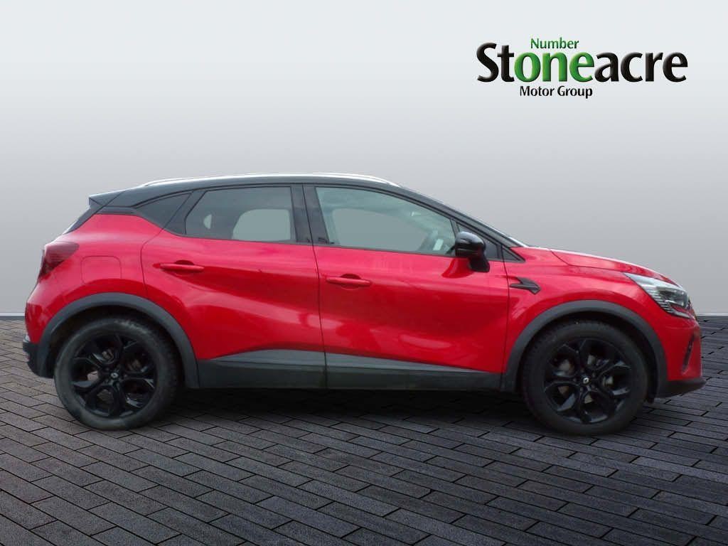 Renault Captur Image 2