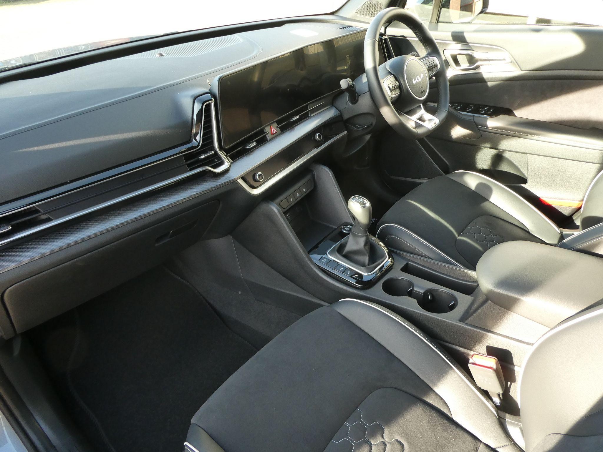 Kia Sportage Image 13