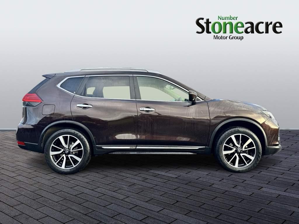 Nissan X-Trail Image 2