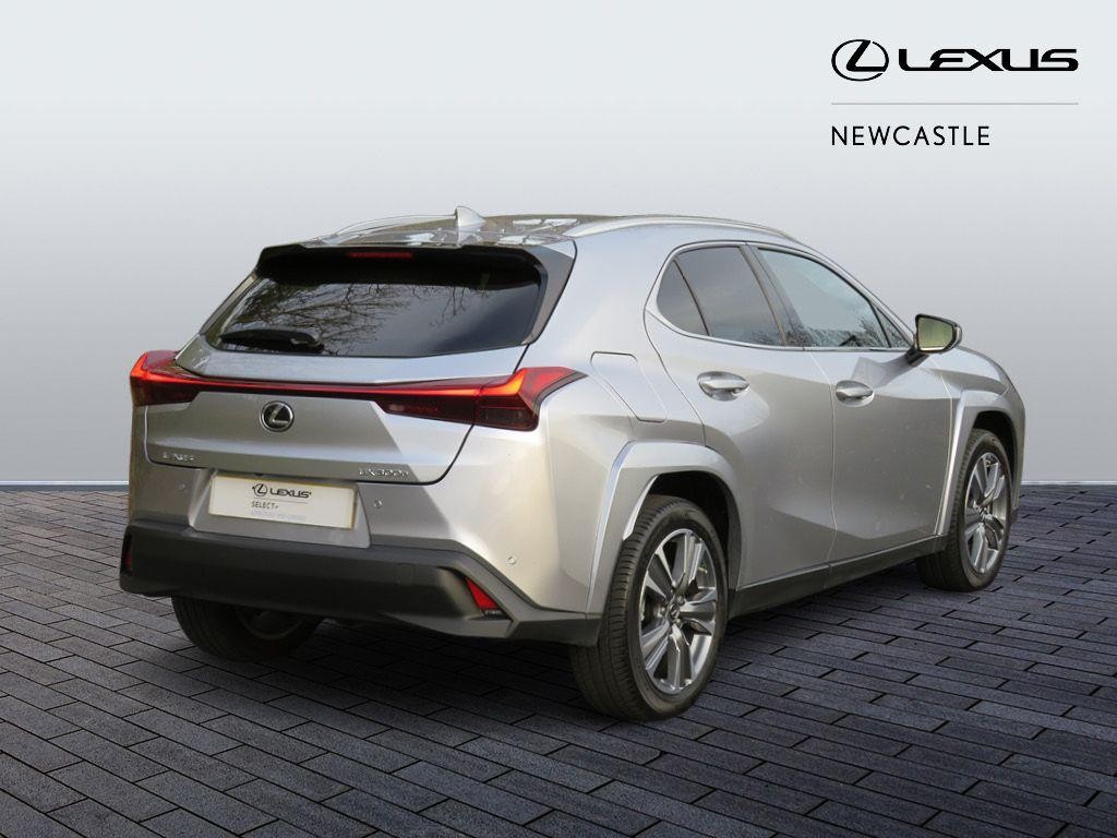 Lexus UX Image 5