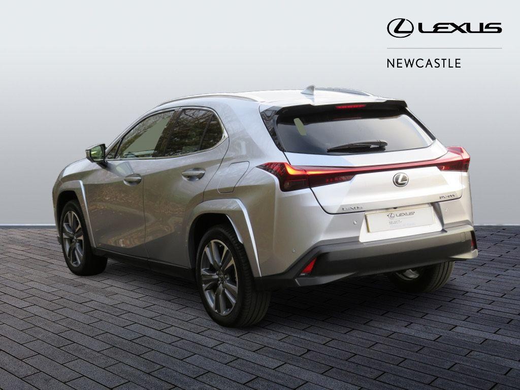 Lexus UX Image 7