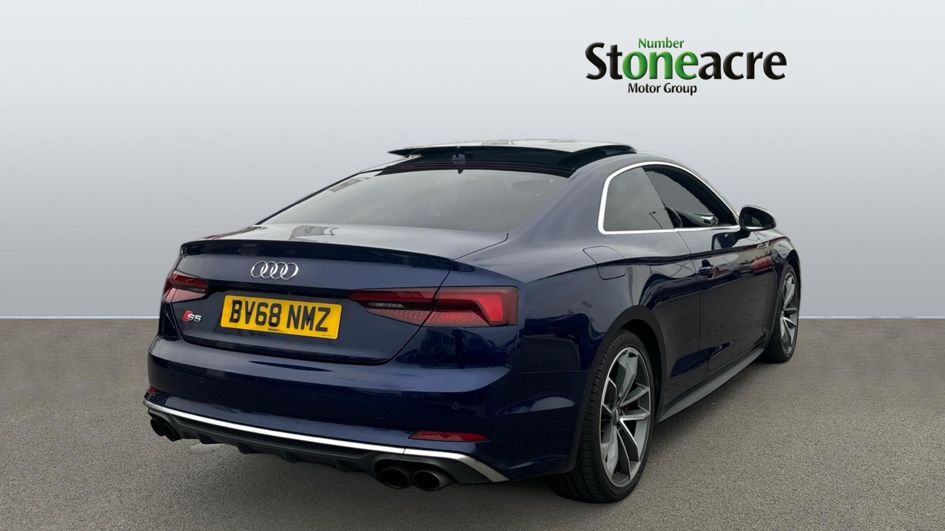 Audi A5 Image 7