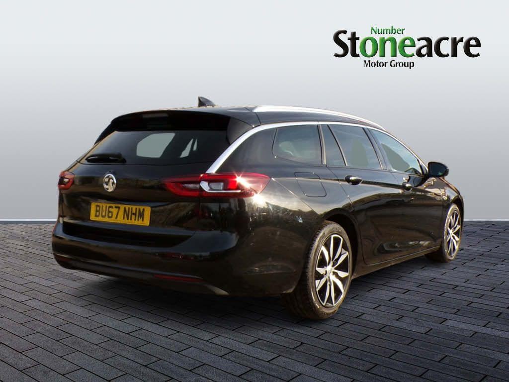 Vauxhall Insignia Image 3