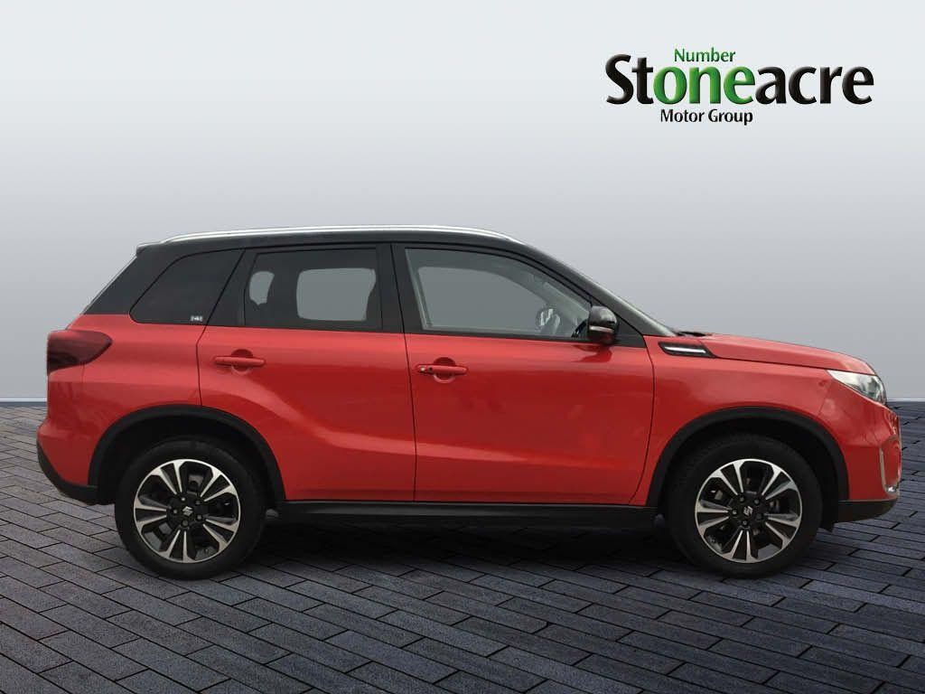 Suzuki Vitara Image 2