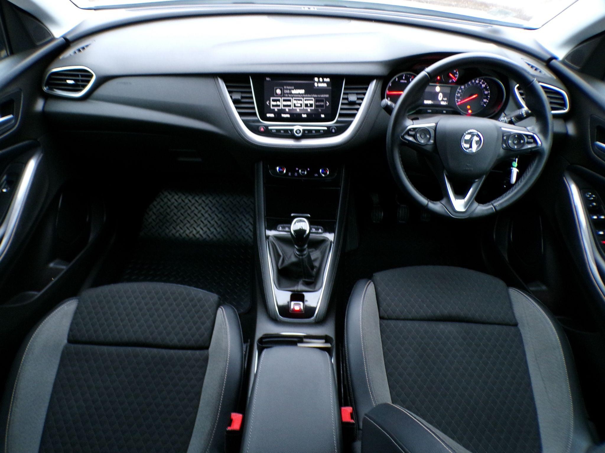 Vauxhall Grandland X Image 12