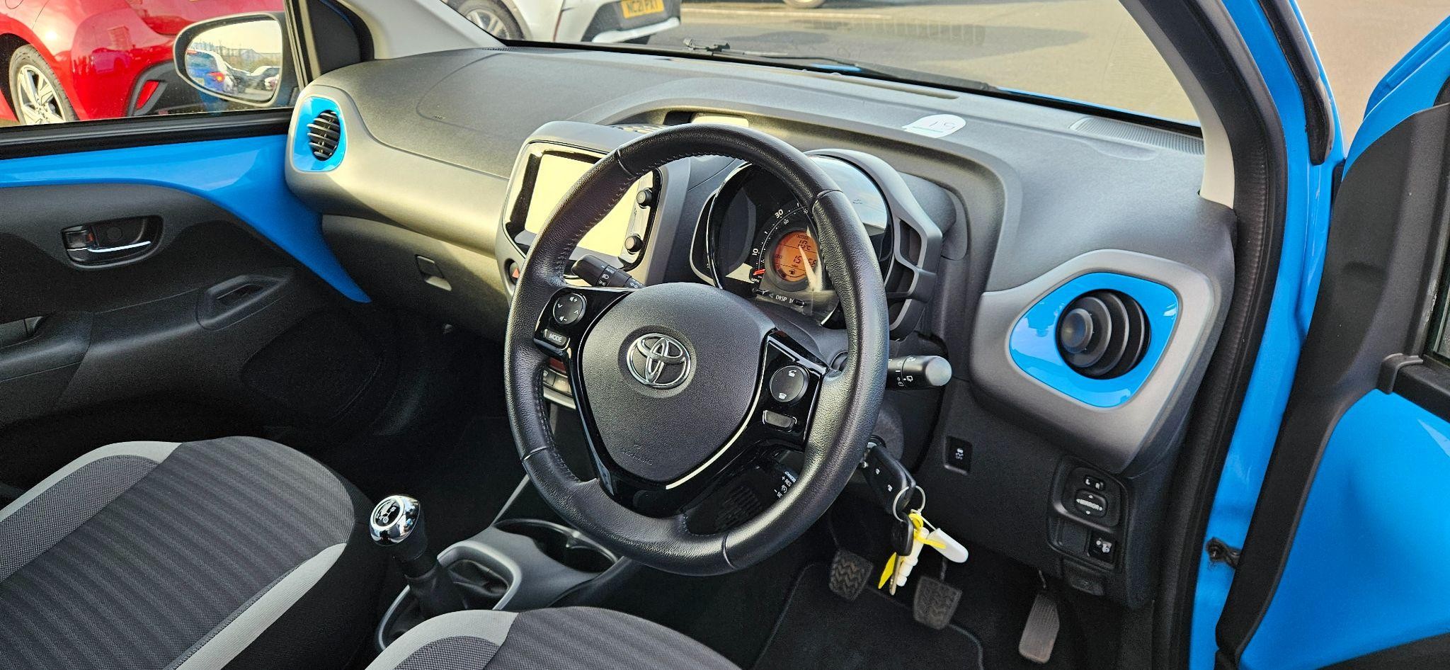 Toyota Aygo Image 11