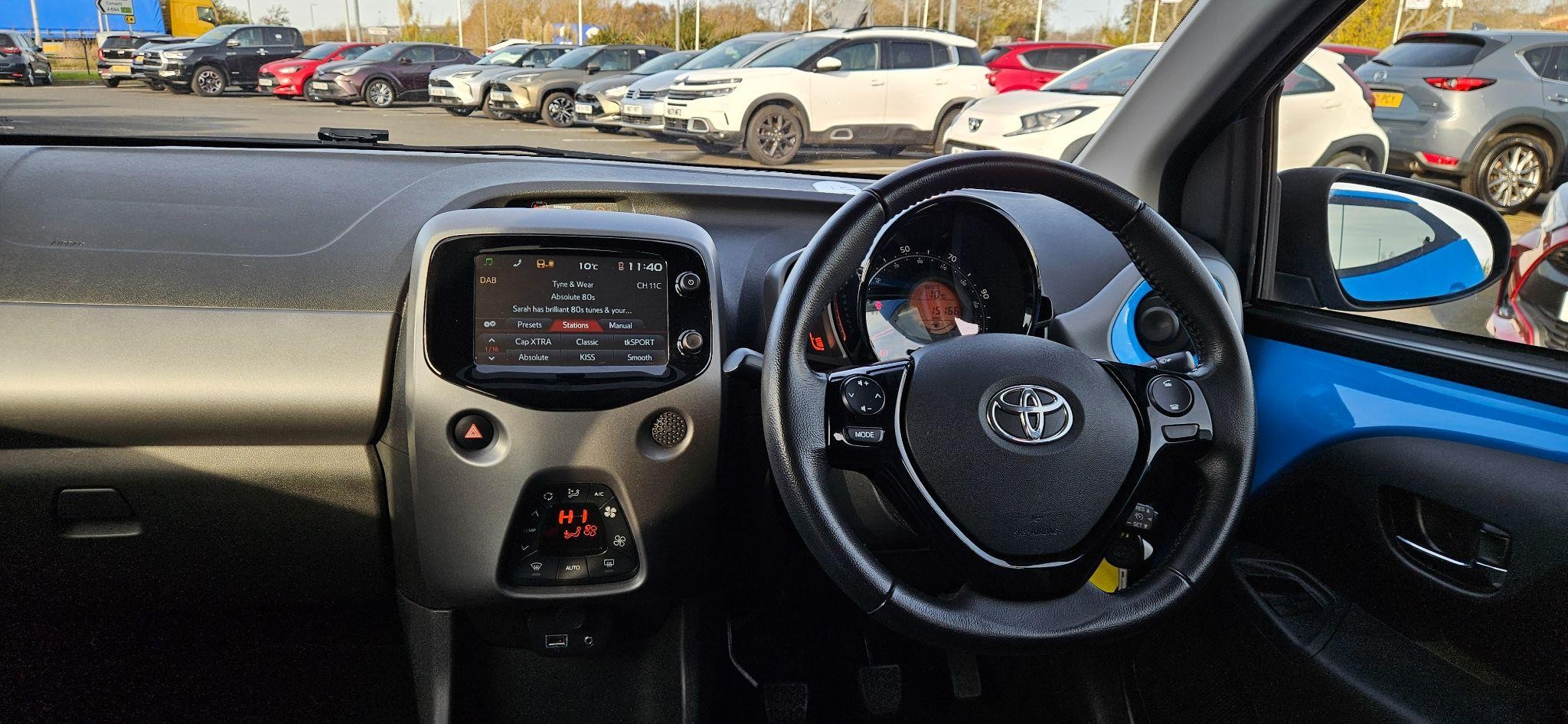 Toyota Aygo Image 12