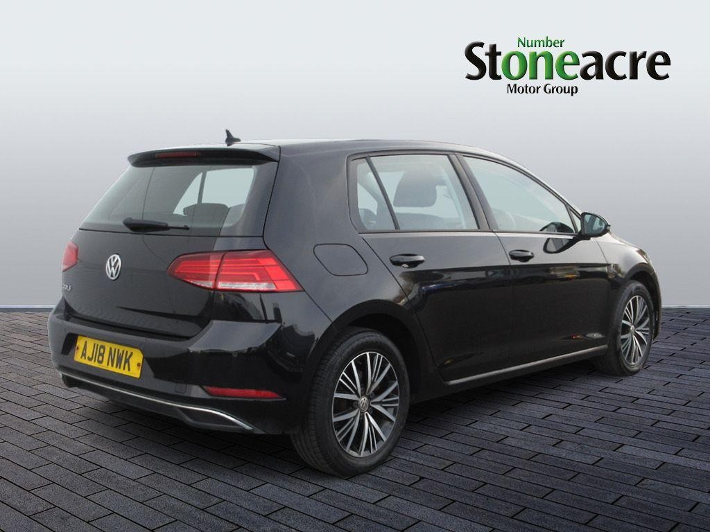 Volkswagen Golf Image 3