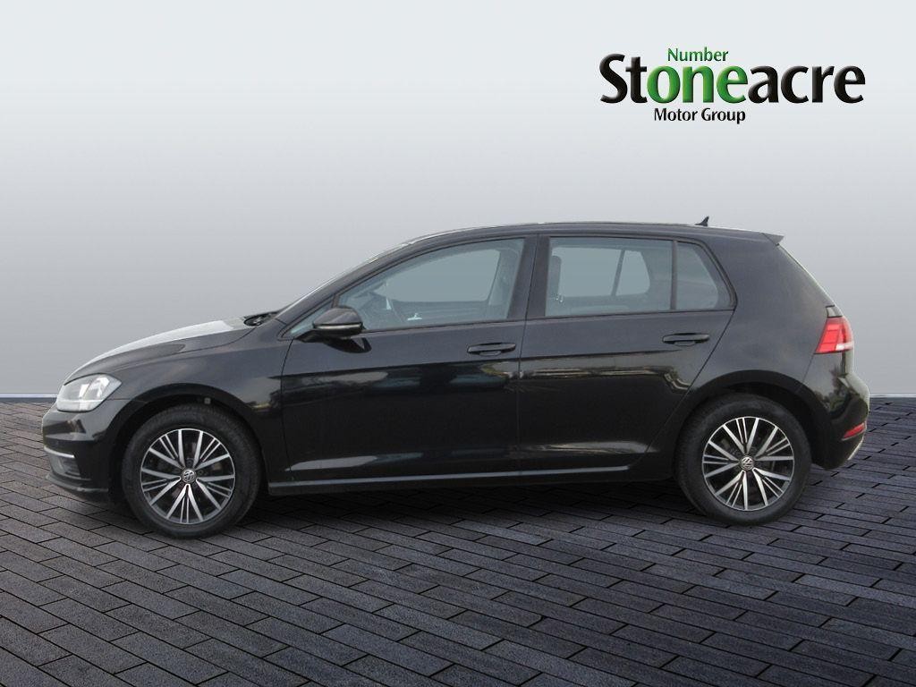 Volkswagen Golf Image 6