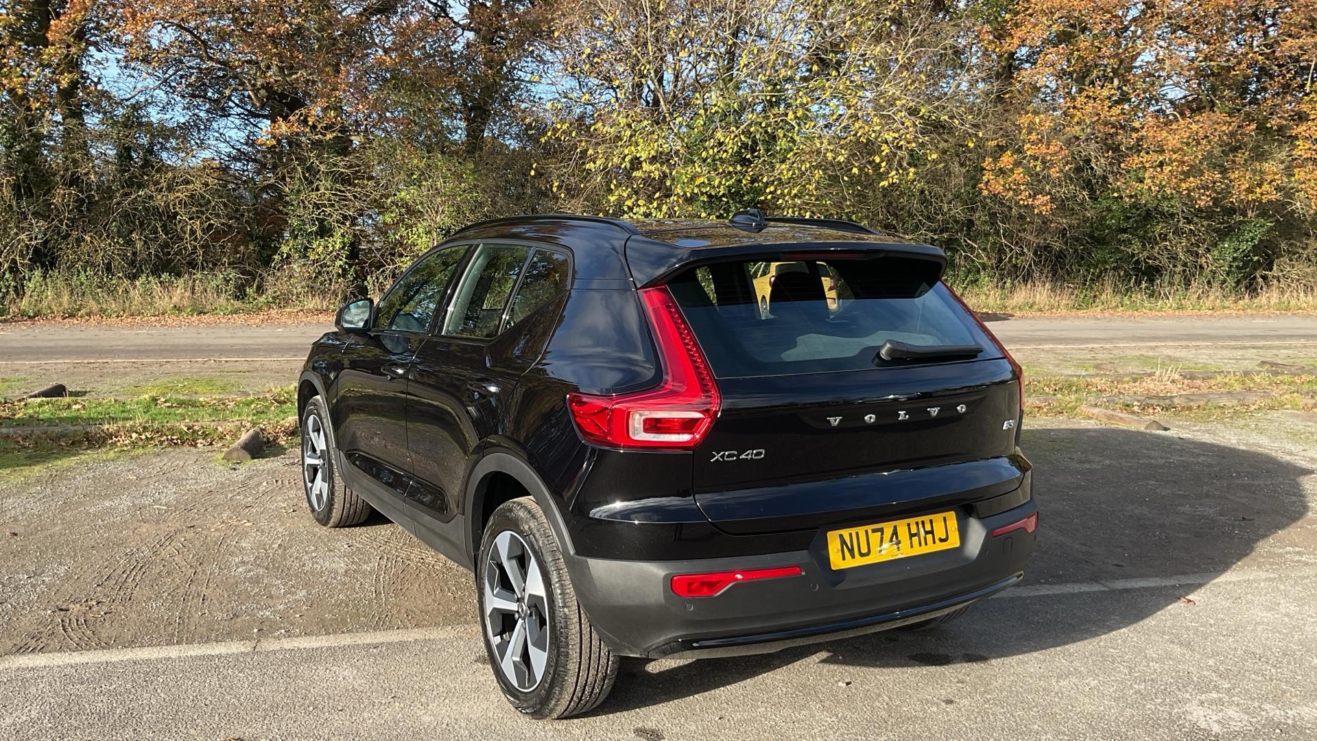 Volvo XC40 Image 2