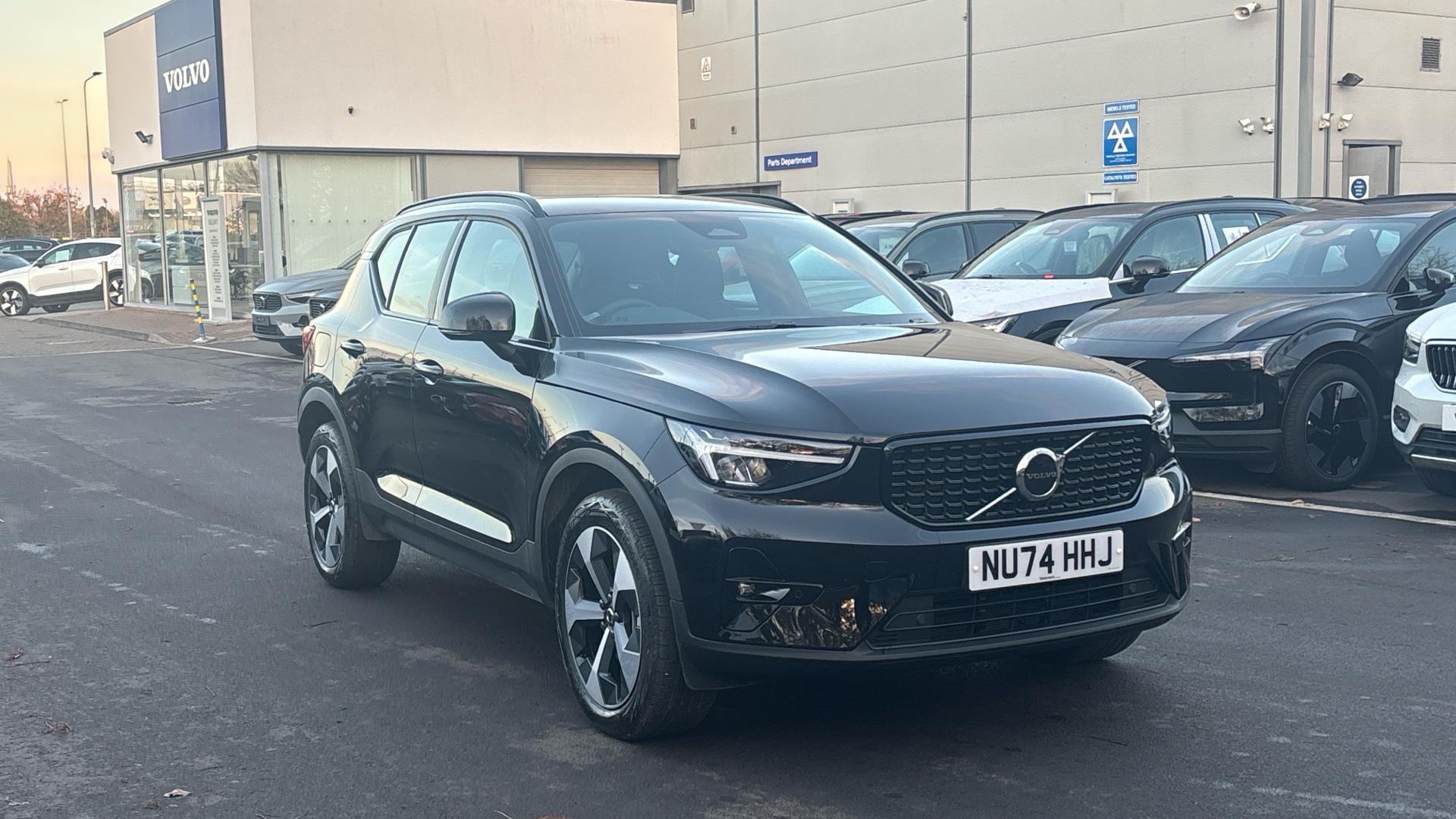 Volvo XC40 Image 1