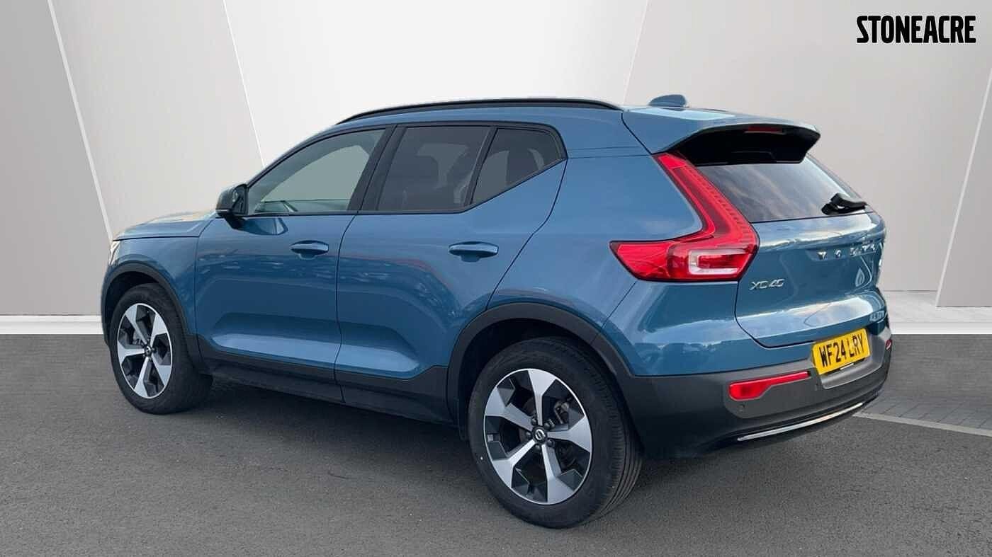 Volvo XC40 Image 2