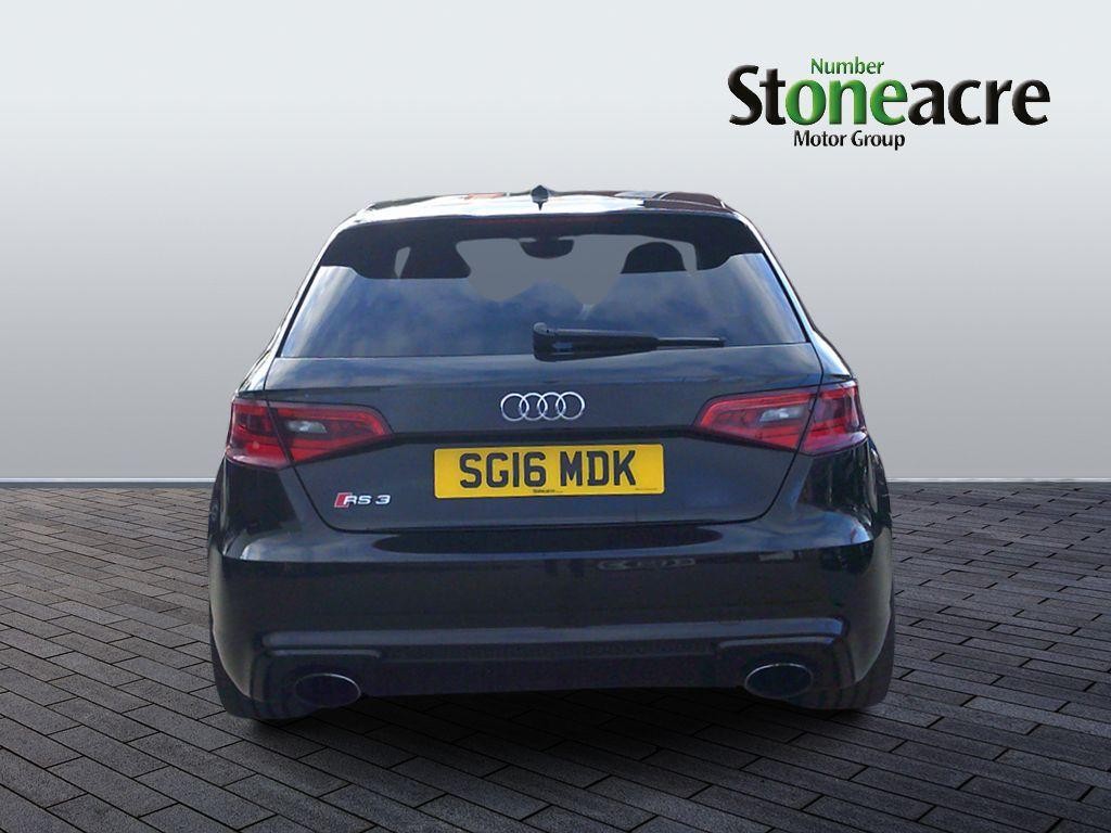 Audi RS 3 Image 4