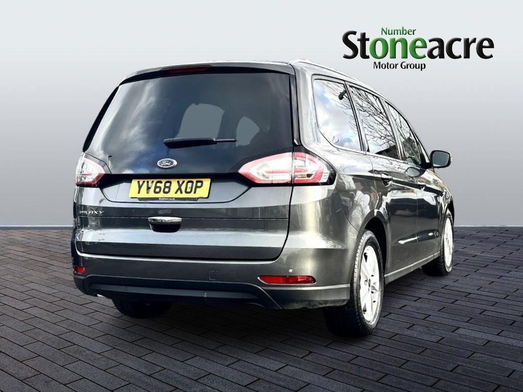 Ford Galaxy Image 3