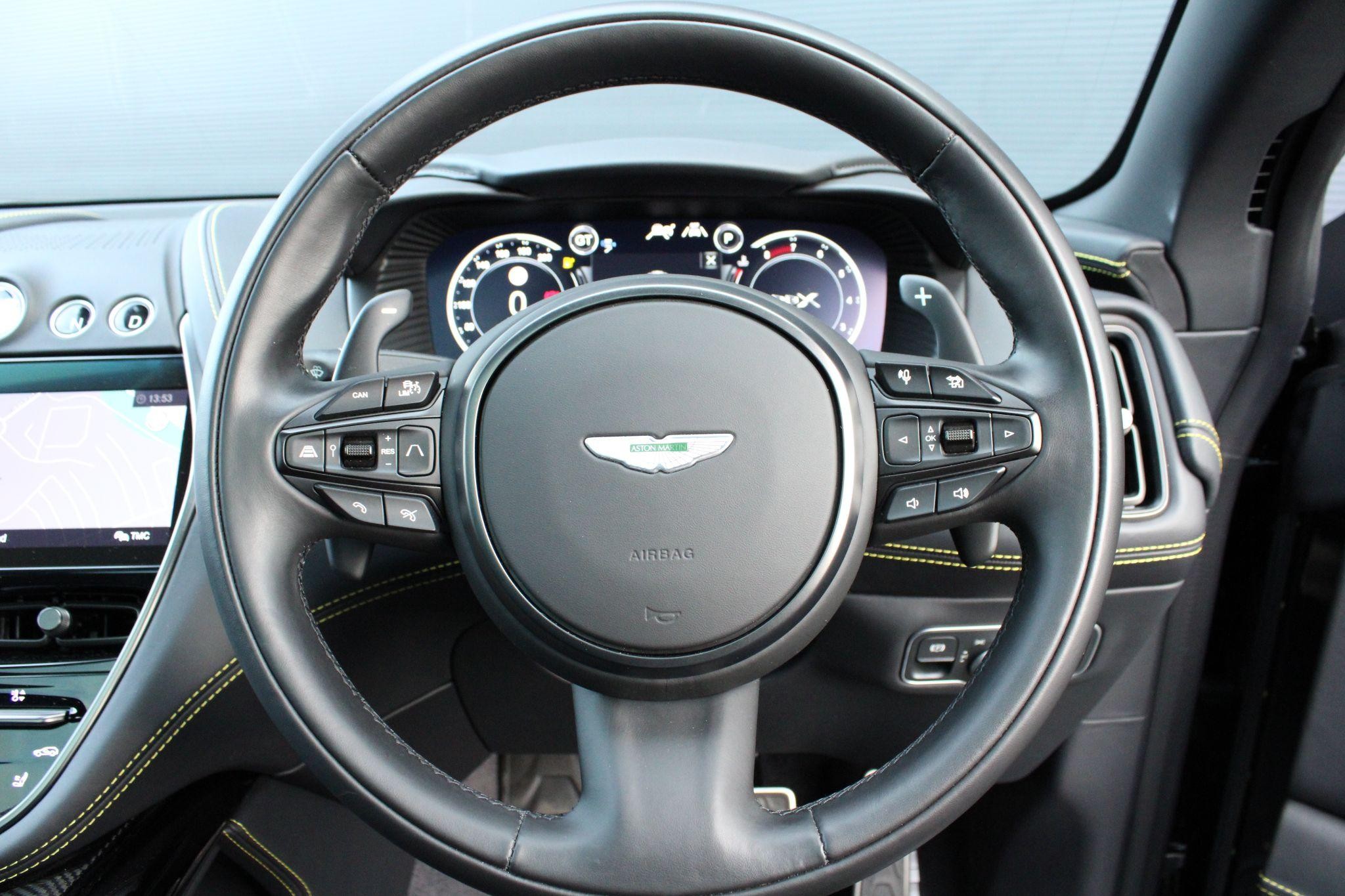 Aston Martin DBX Image 33