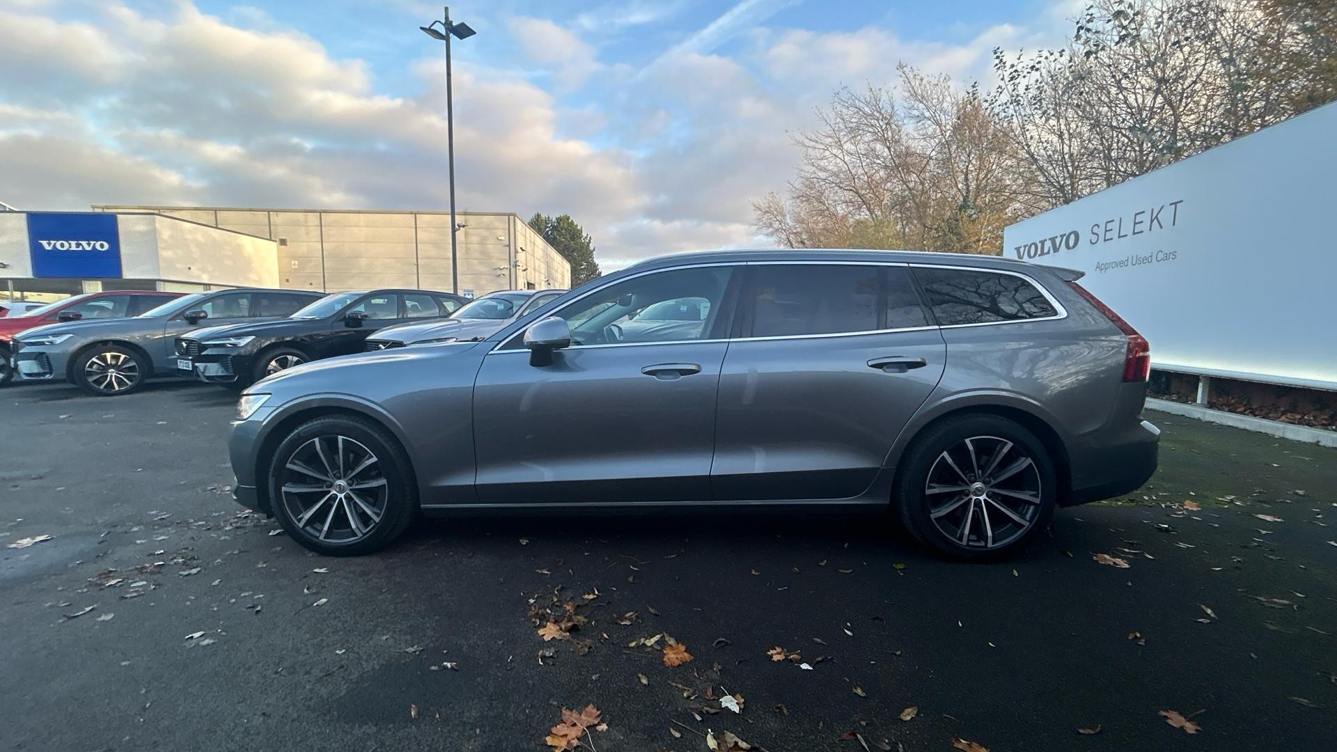 Volvo V60 Image 8