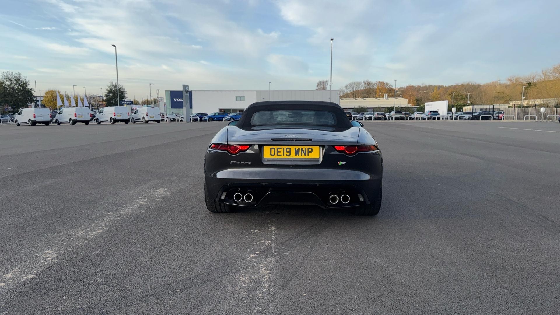 Jaguar F-Type Image 13