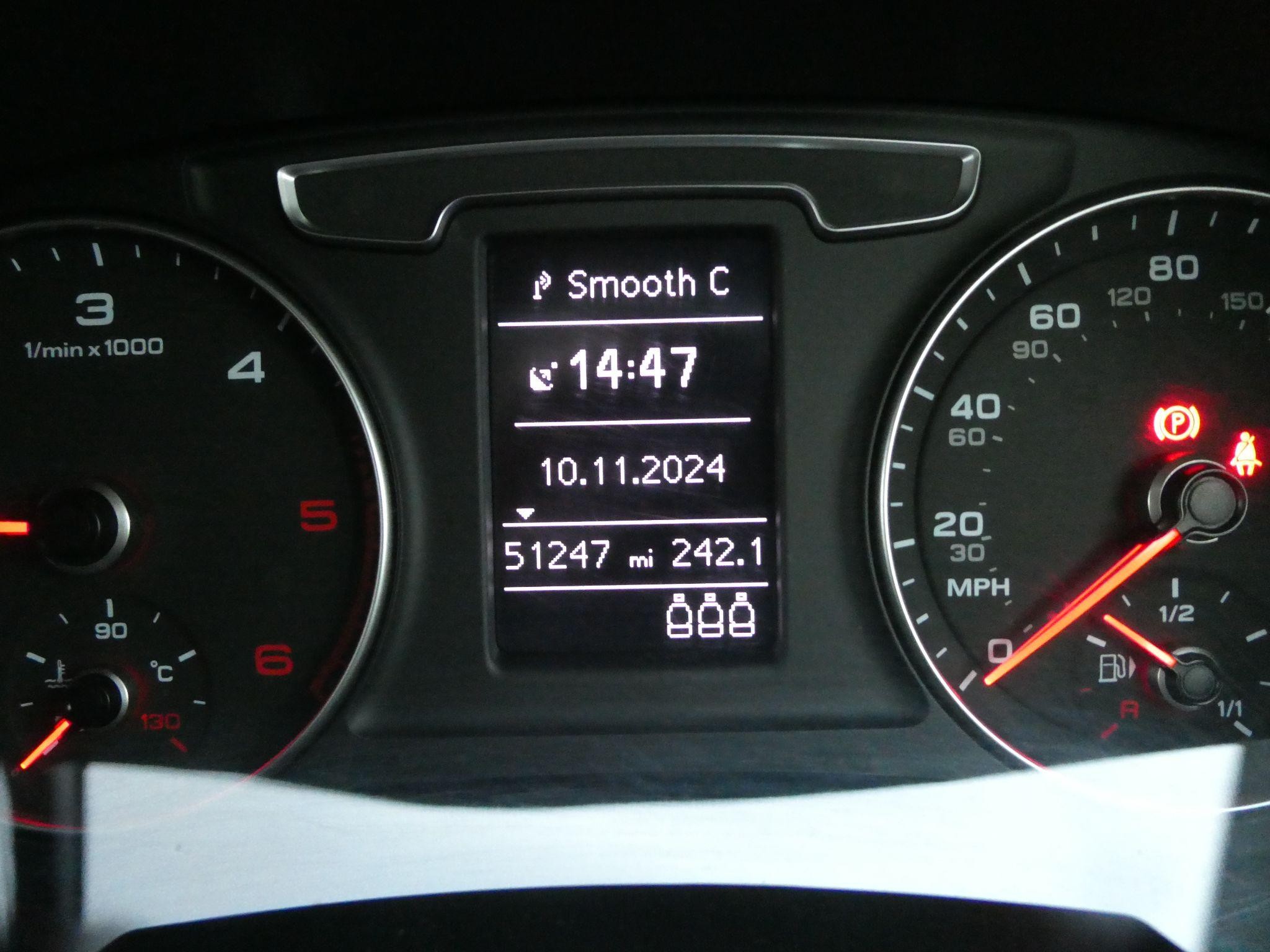 Audi Q3 Image 14