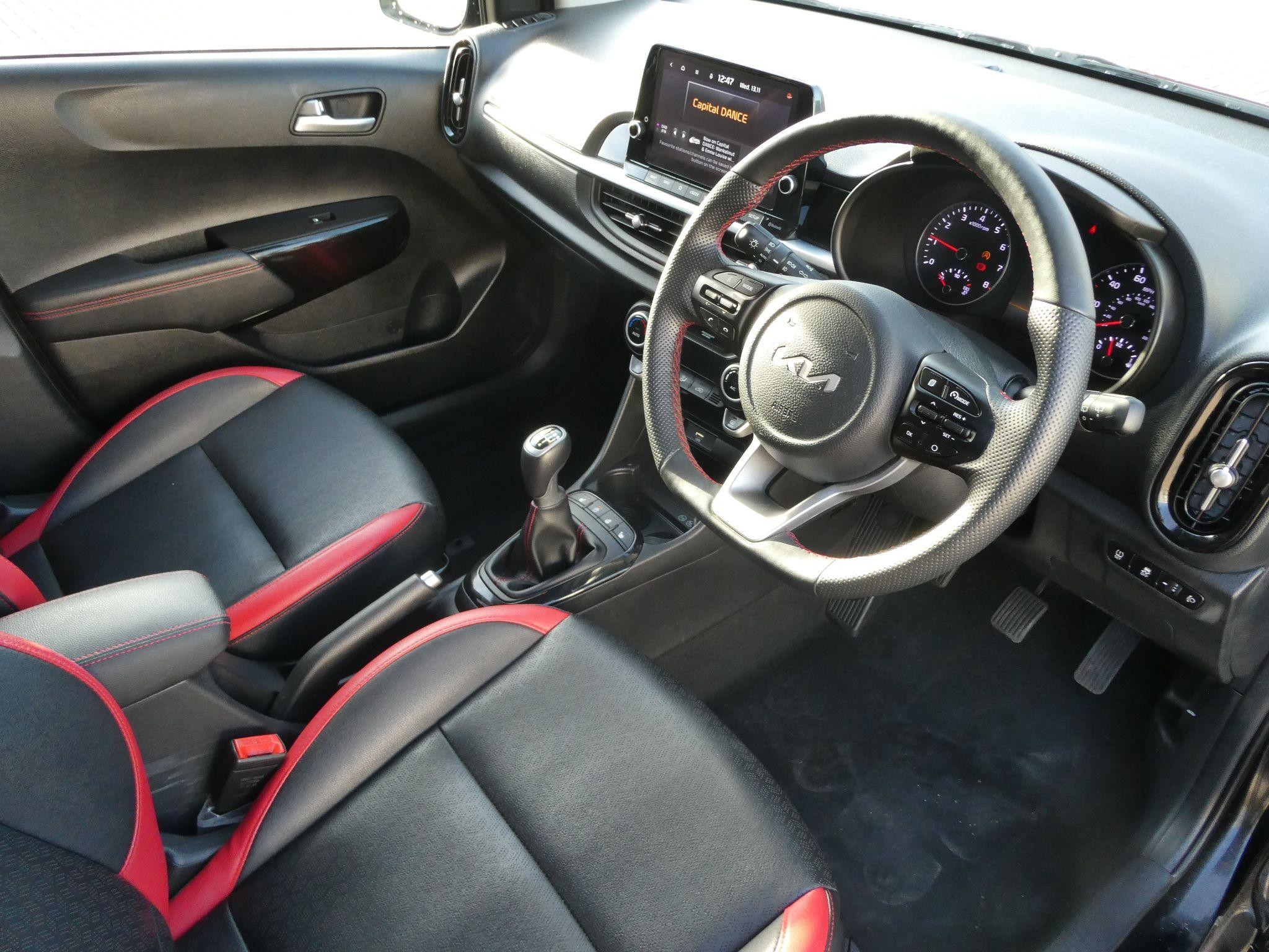 Kia Picanto Image 11