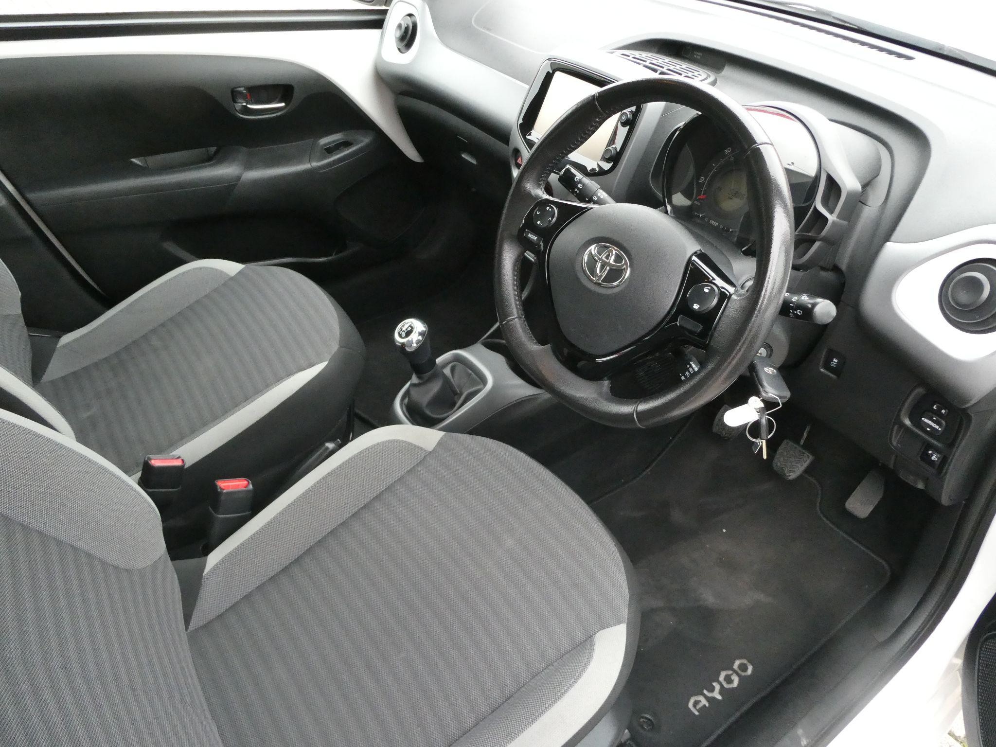 Toyota Aygo Image 11