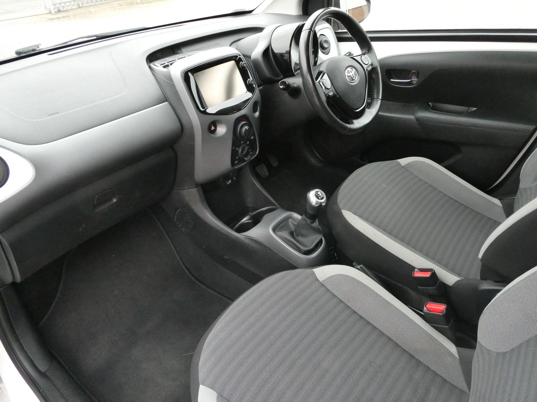 Toyota Aygo Image 13