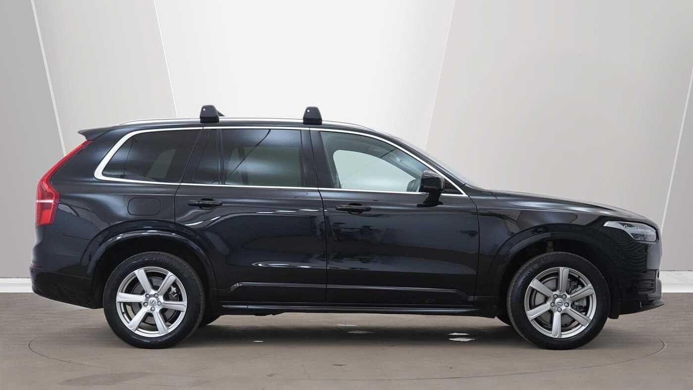 Volvo XC90 Image 2