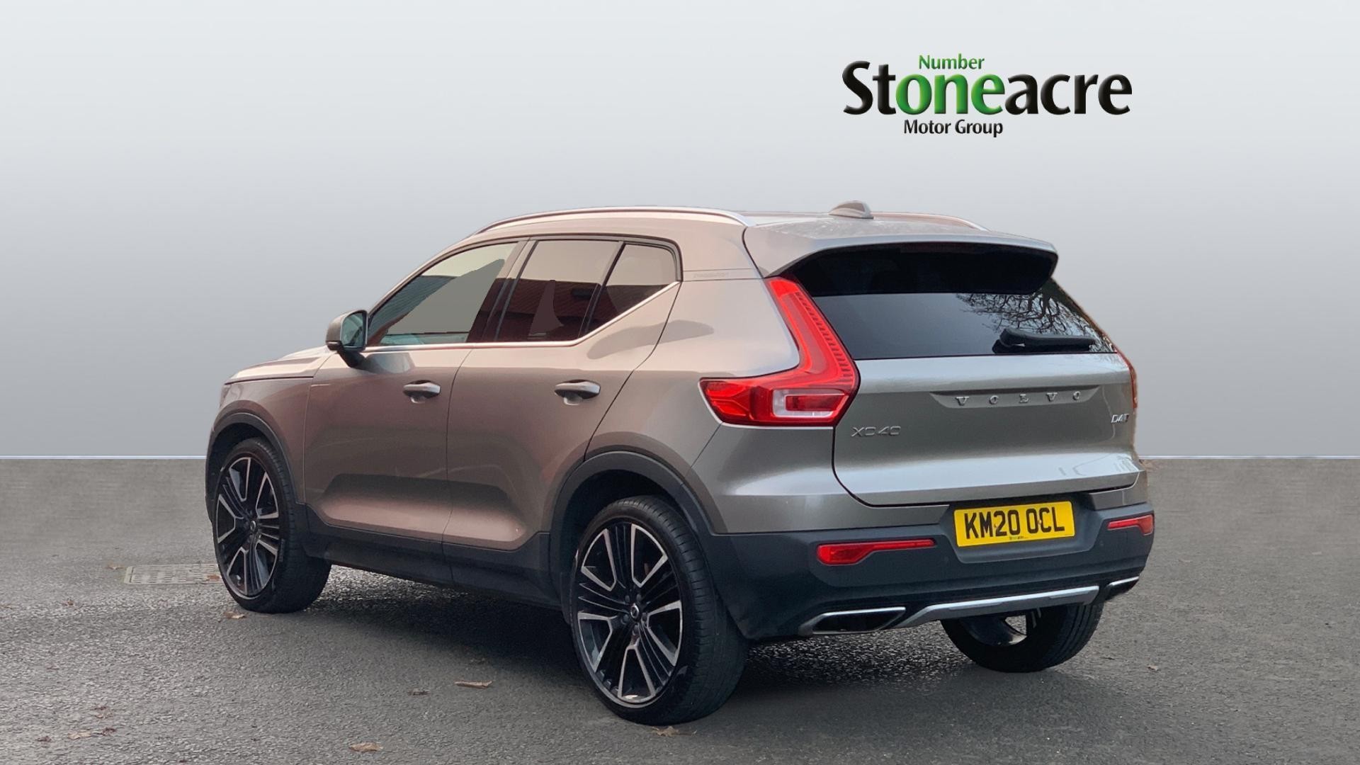 Volvo XC40 Image 2