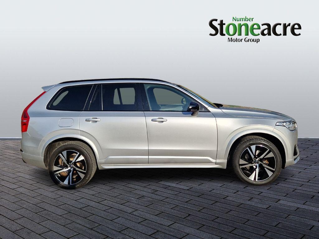 Volvo XC90 Image 2