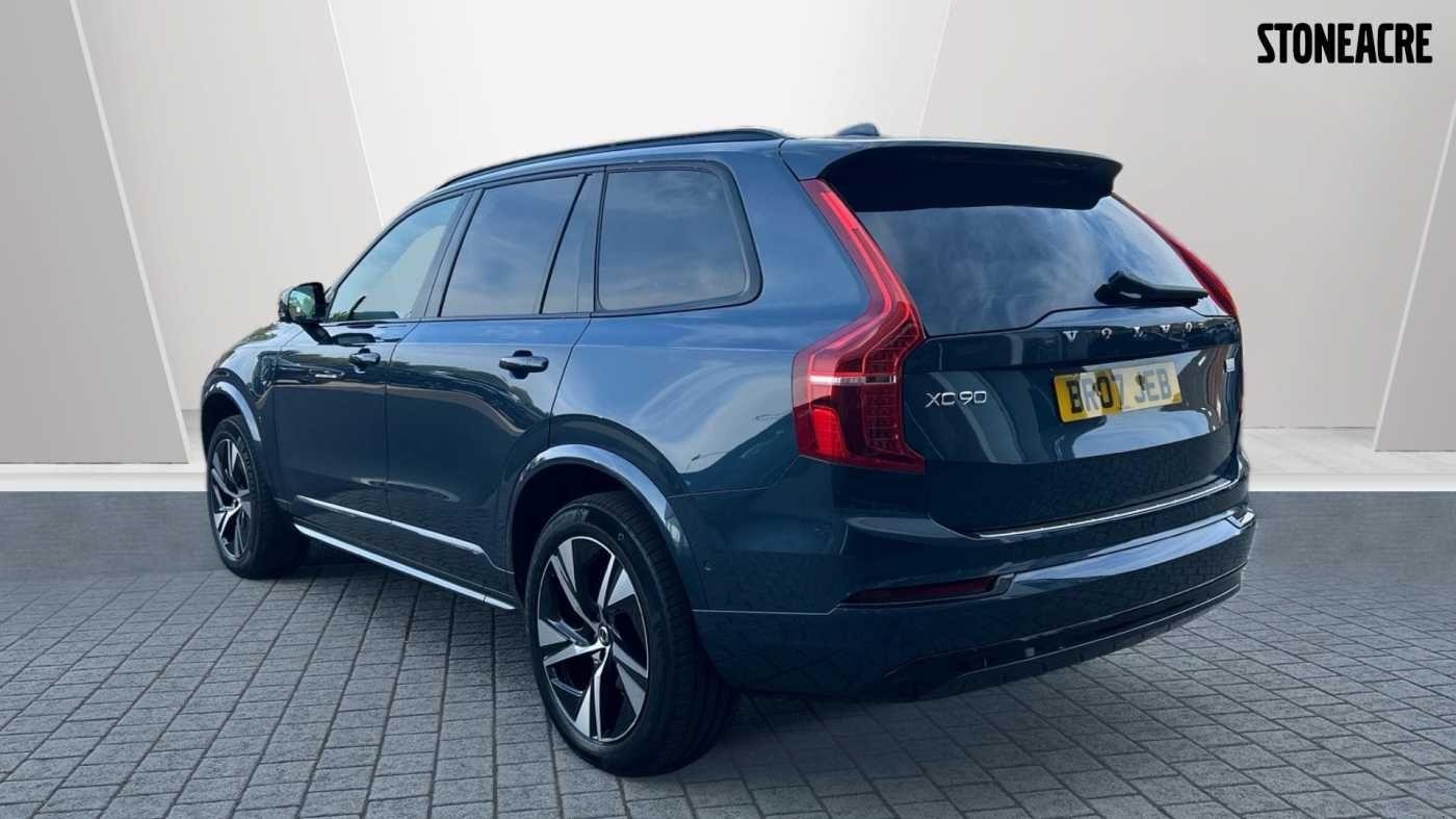 Volvo XC90 Image 2