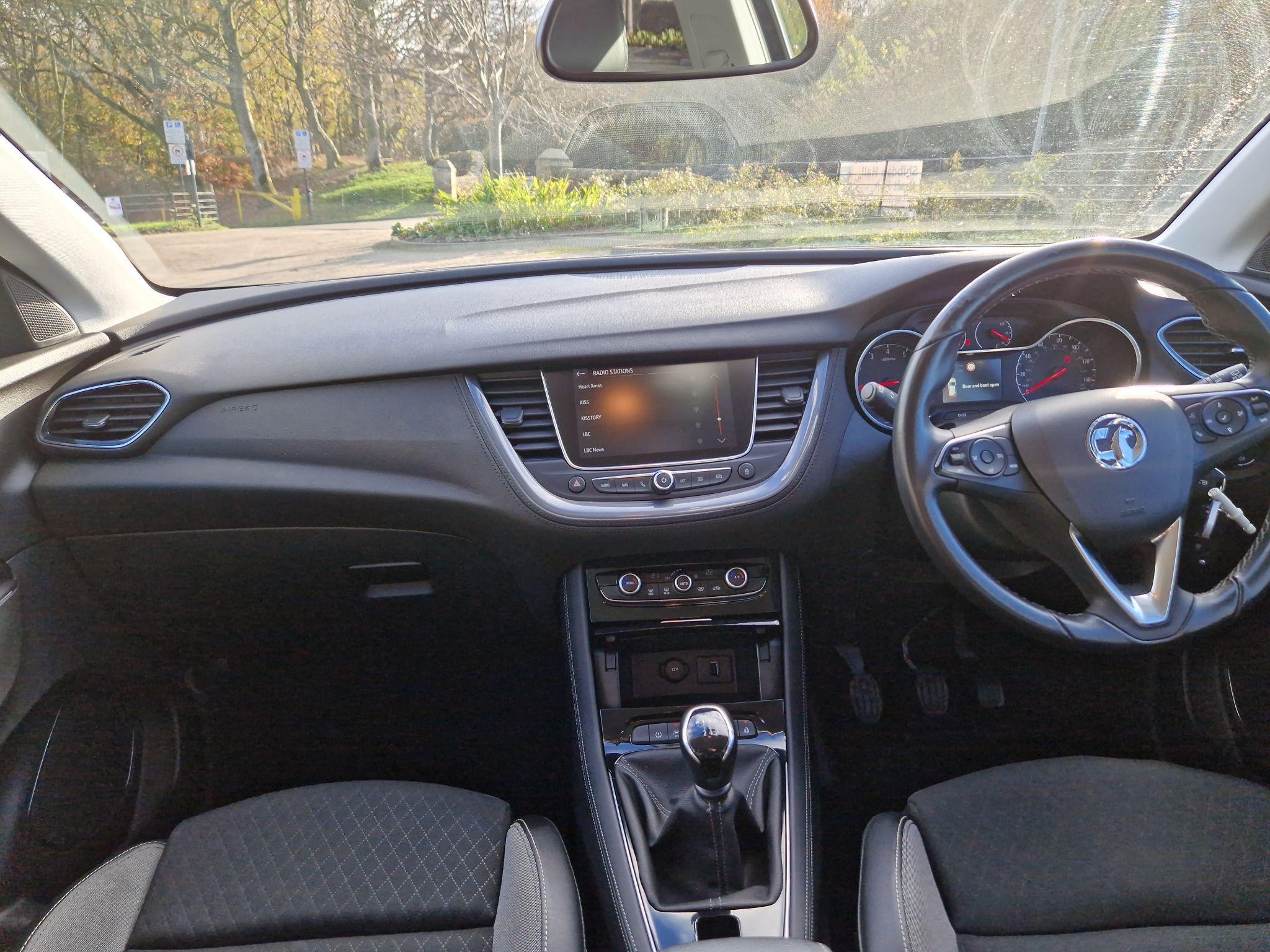 Vauxhall Grandland X Image 16