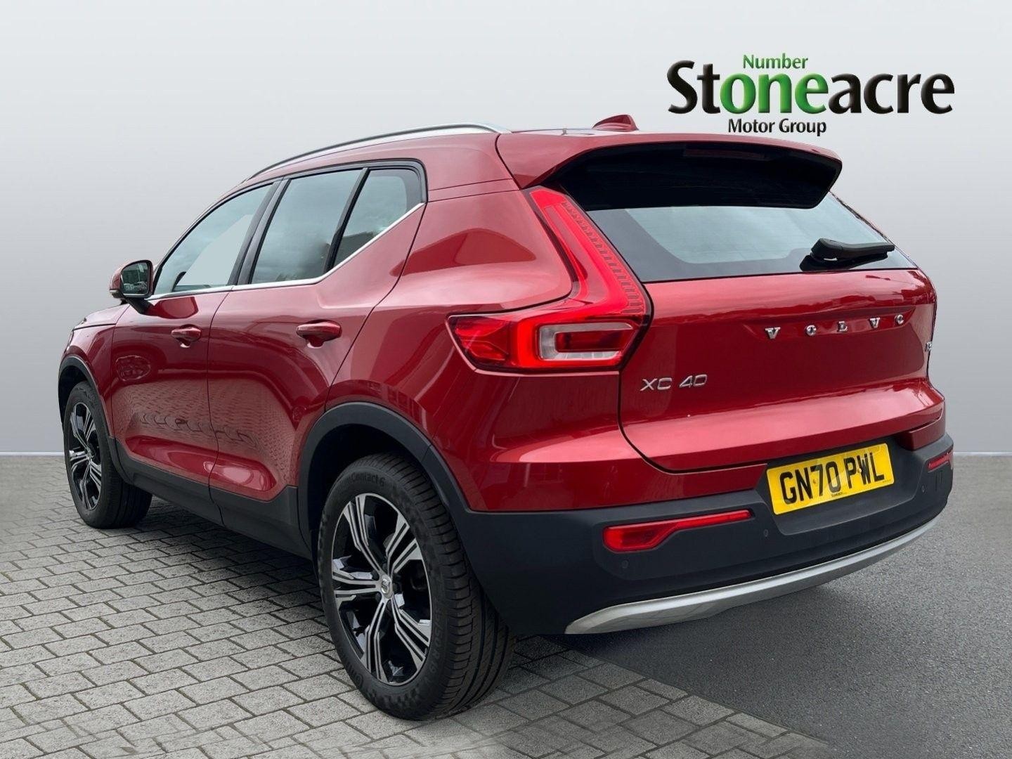 Volvo XC40 Image 2