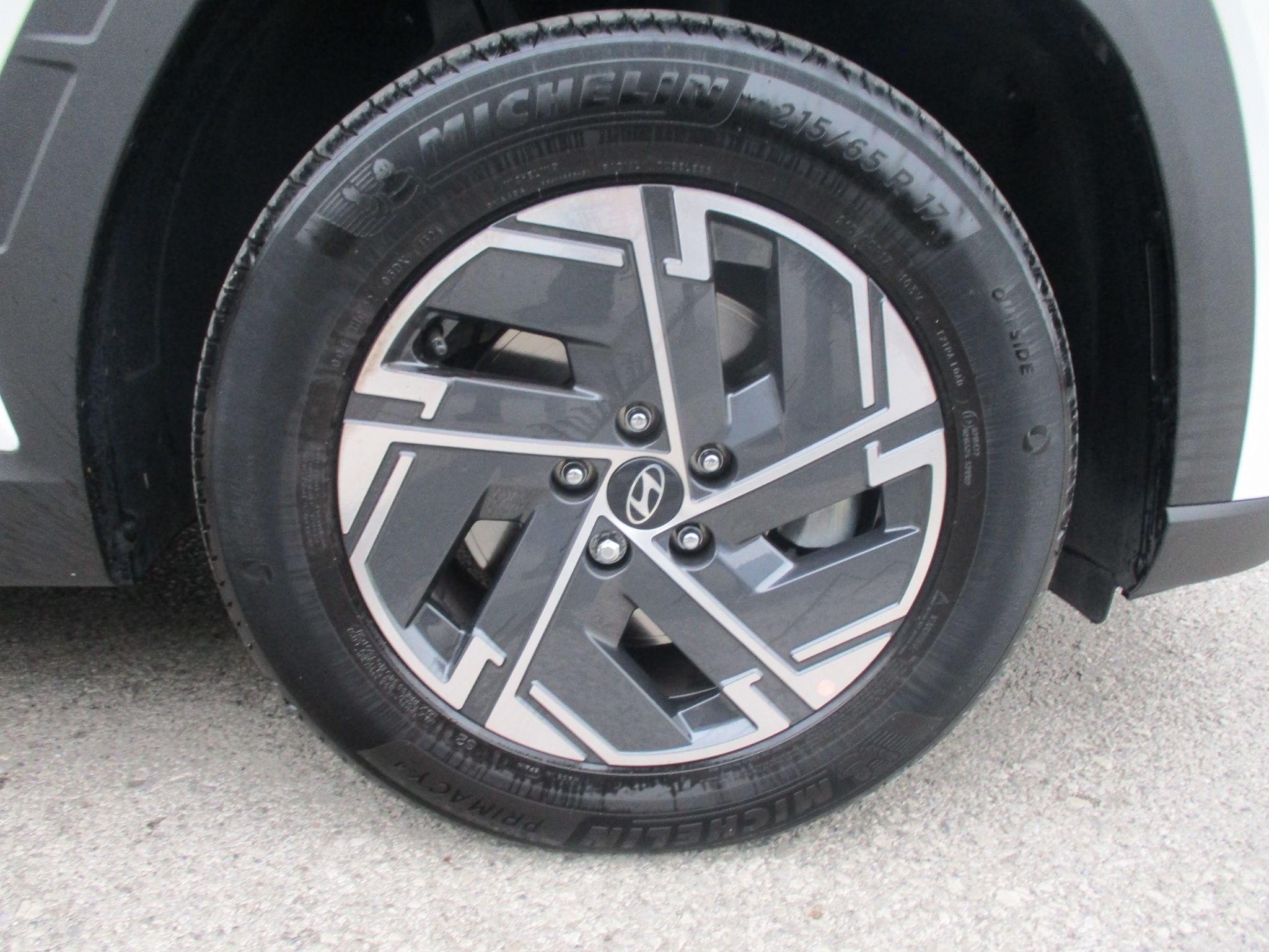 Hyundai TUCSON Image 9