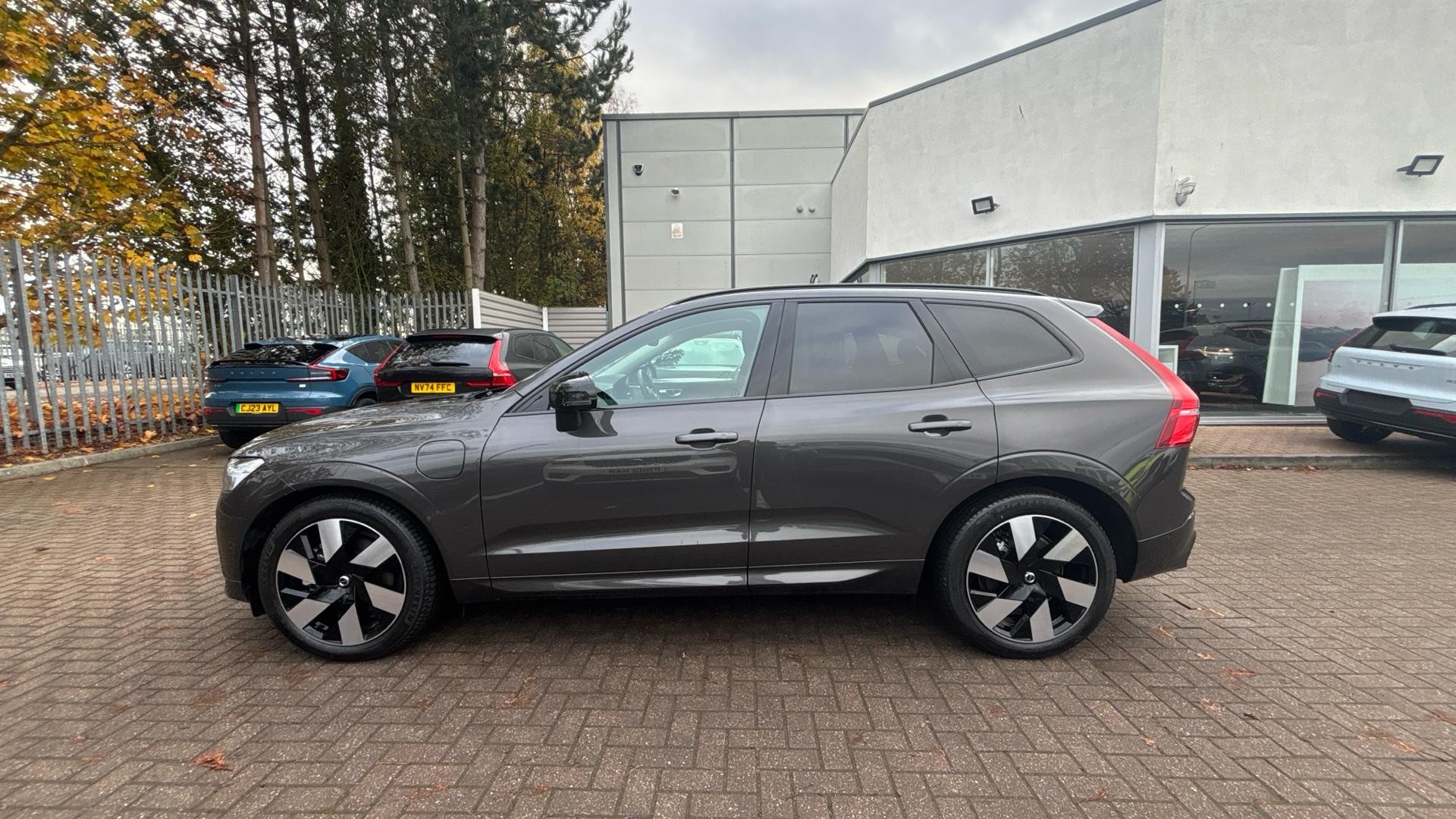 Volvo XC60 Image 8